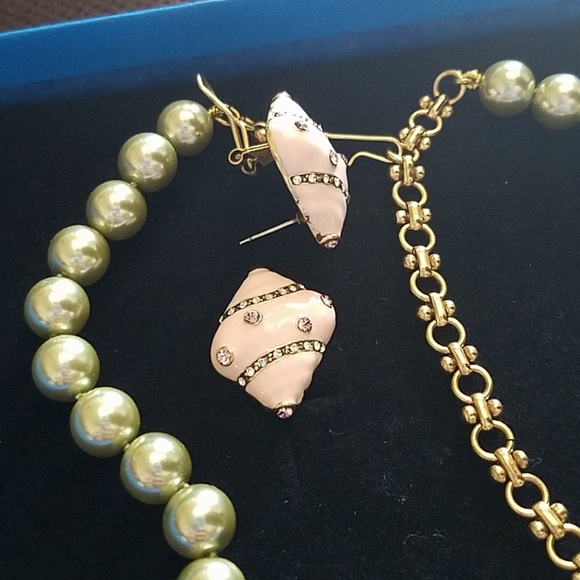 Heidi Daus Simulated Pearl Seashell Set - Picture 3 of 4